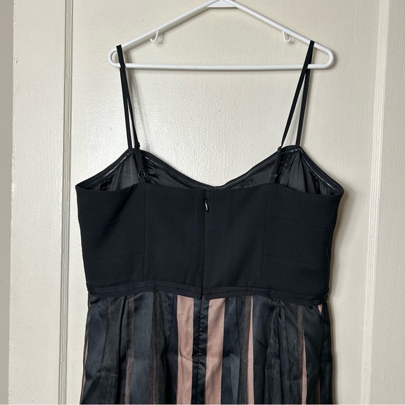 City Chic black pretty pleat cocktail dress womens M/ 18W sleeveless formal LBD - Picture 7 of 11